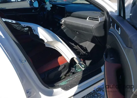 2023 Kia K5 Gt-Line z USA, uszkodzony, nr VIN 5XXG64J29PG198929